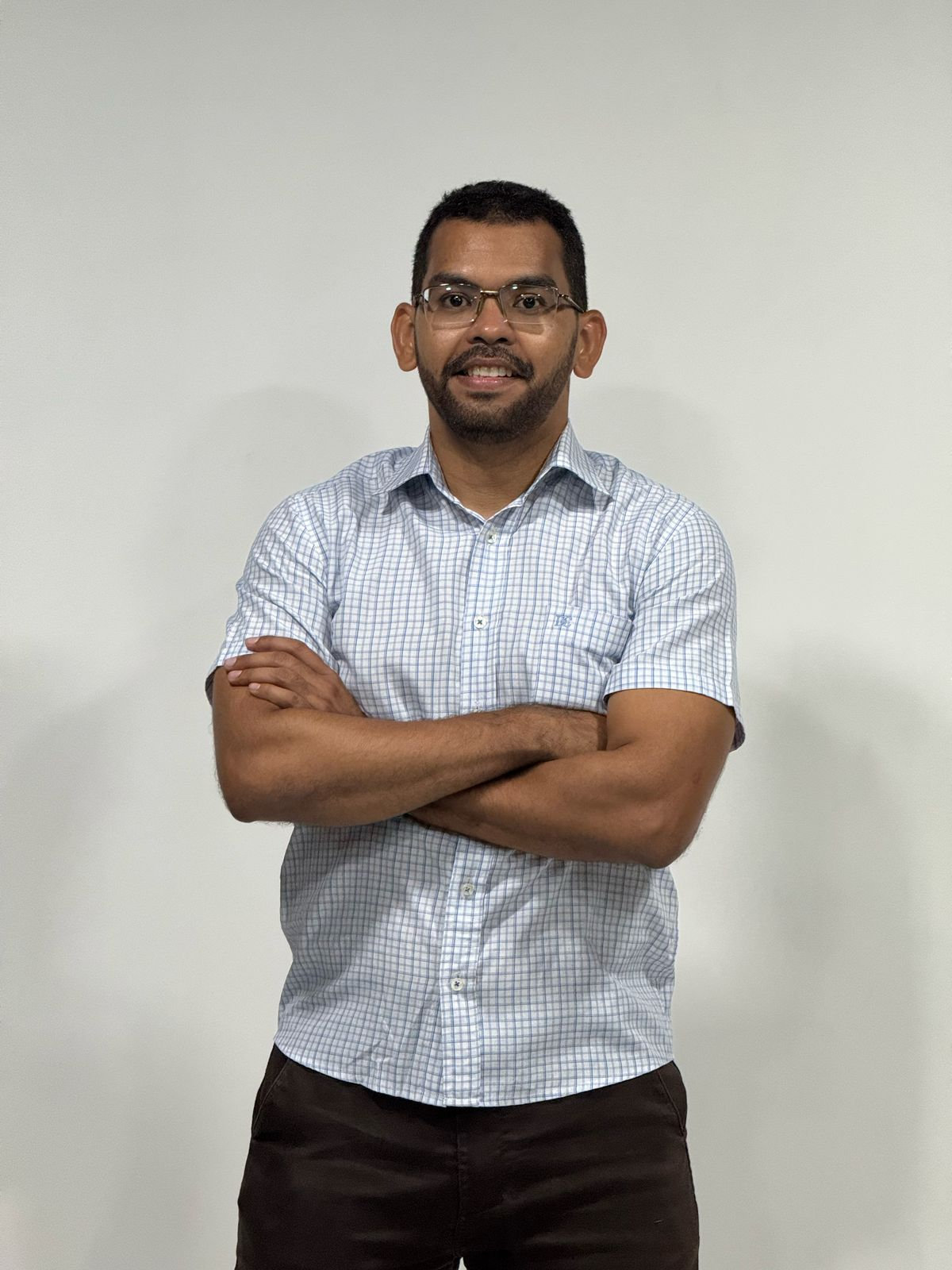 Prof. Laércio Sousa